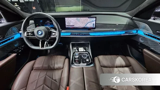 BMW i7 (G70) id 3207065 из Кореи 17