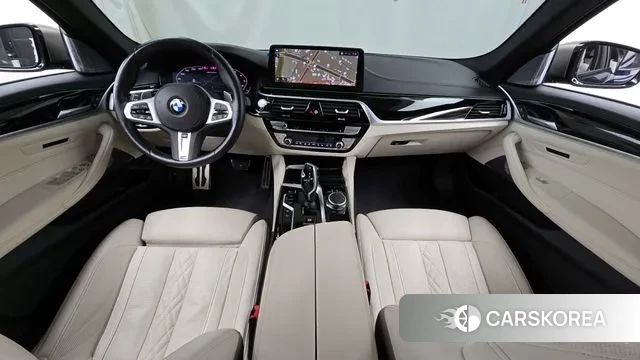 BMW 5 Series (G30) id 3405805 из Кореи 17