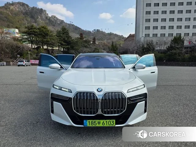 BMW 7 Series (G70) id 3763308 из Кореи 15