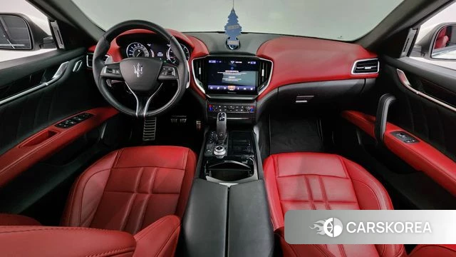 Maserati Ghibli id 4428917 из Кореи 36