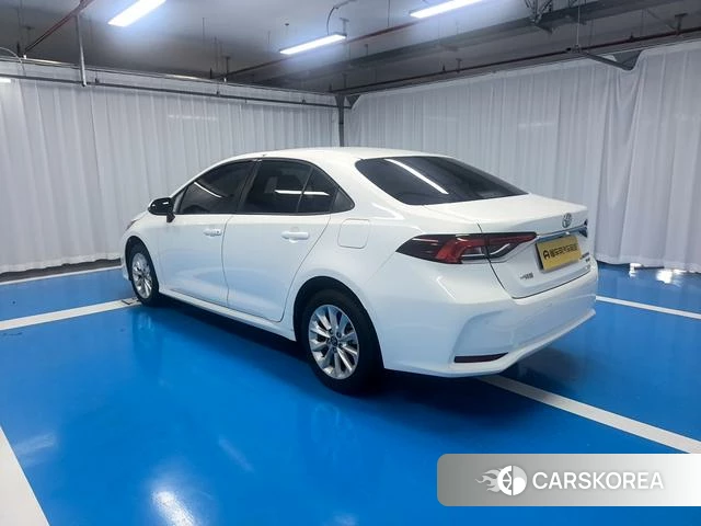 Toyota Corolla id 4297857 из Китая 17