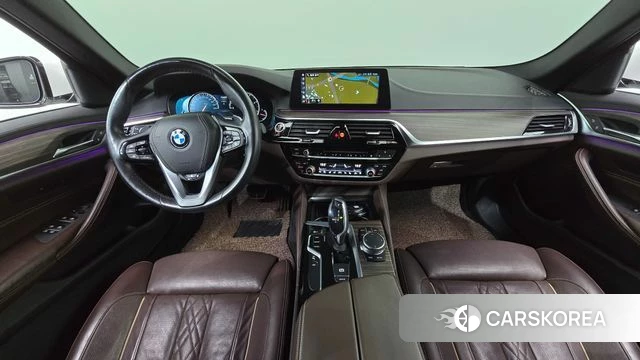 BMW 5 Series (G30) id 3796285 из Кореи 17