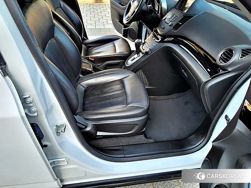 Chevrolet (GM Daewoo) Orlando id 2031772 из Кореи 9