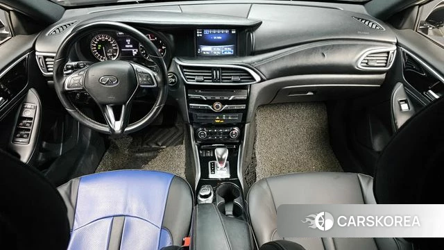 Infiniti Q30 id 4019938 из Кореи 17