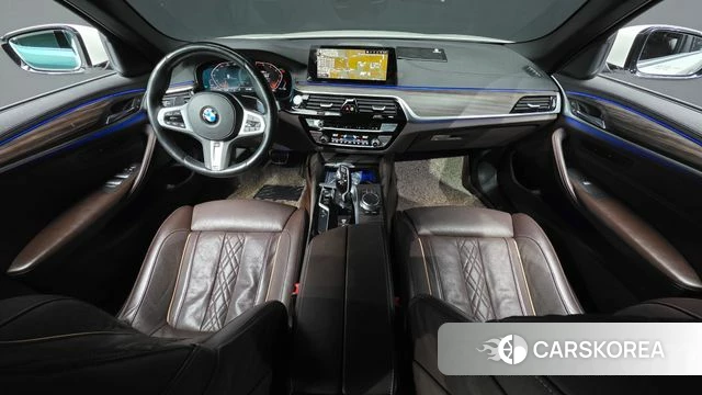 BMW 5 Series (G30) id 3844578 из Кореи 17