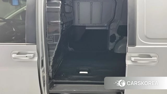 Hyundai Staria id 4457780 из Кореи 15