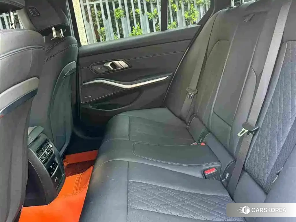 BMW 3 series id 4686229 из Китая 7
