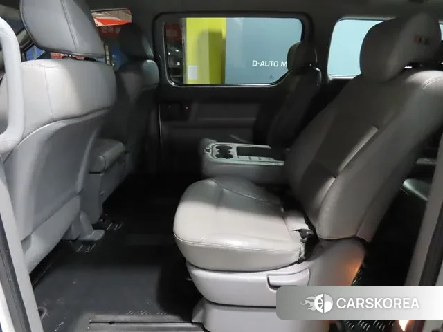 Hyundai The New Grand Starex id 3672442 из Кореи 17