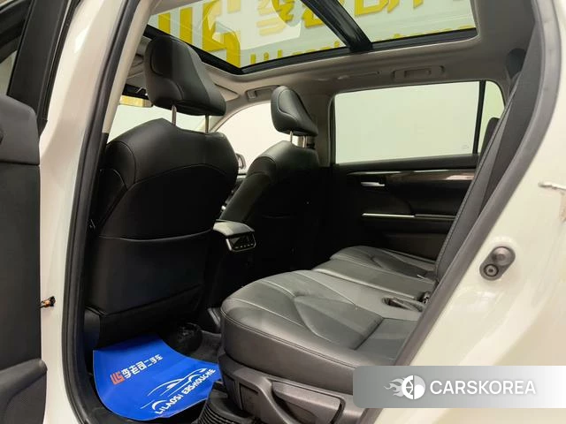 Toyota Highlander id 4365820 из Китая 33