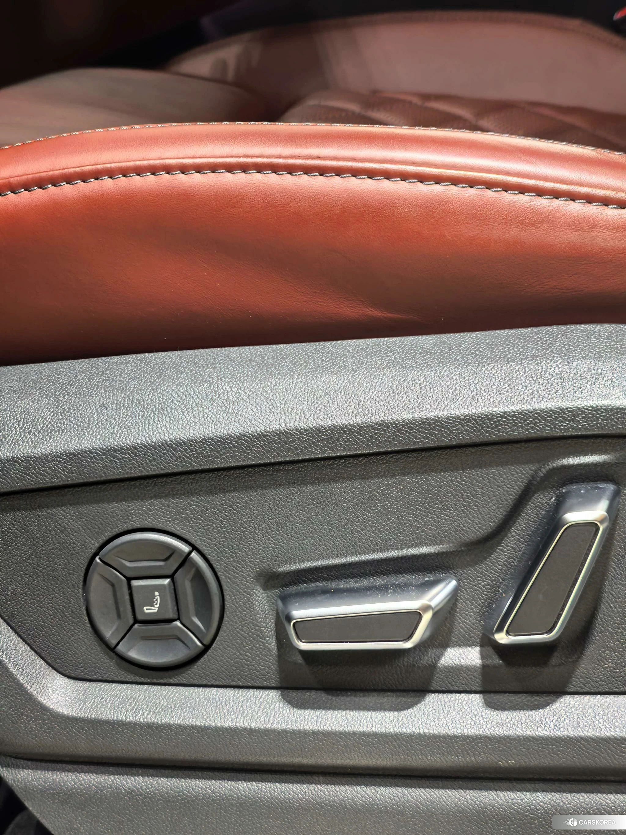 Audi Q6 id 4420384 из Китая 20