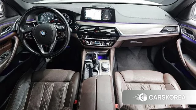 BMW 5 Series (G30) id 3703893 из Кореи 17