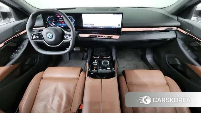 BMW 5 Series (G60) id 3721036 из Кореи 17