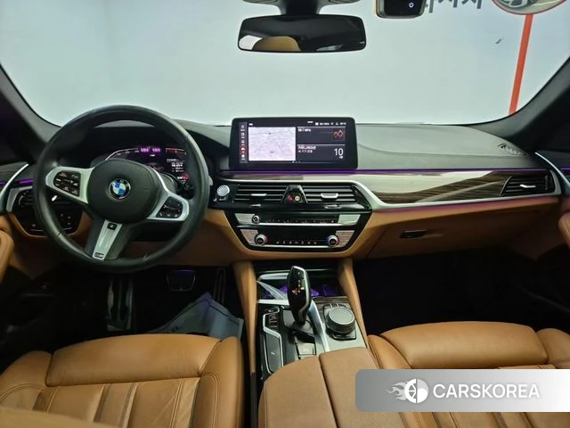 BMW 5 Series (G30) id 3924117 из Кореи 16