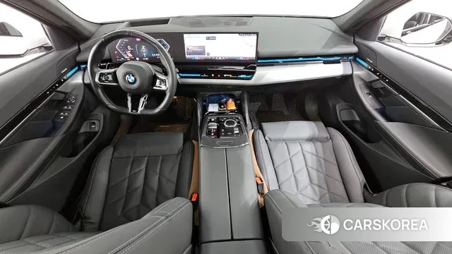 BMW 5 Series (G60) id 3057924 из Кореи 17