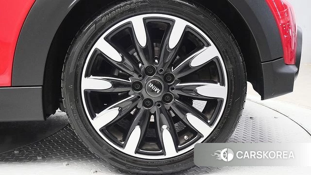 Mini Cooper S id 4349705 из Кореи 17
