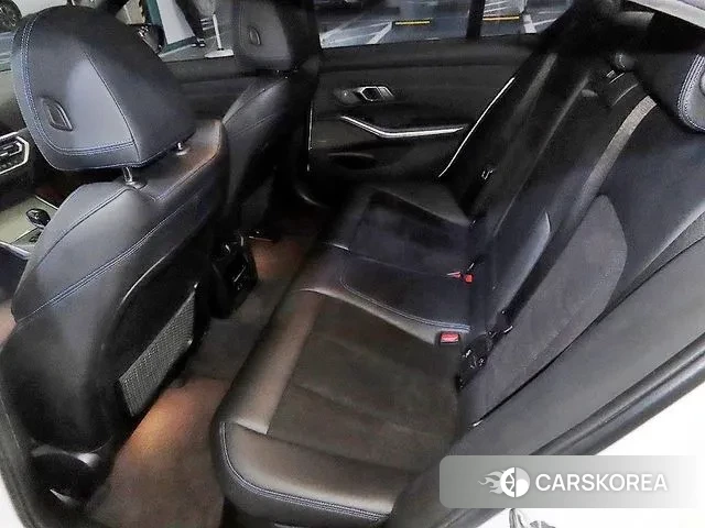 BMW 3 Series (G20) id 3448980 из Кореи 17