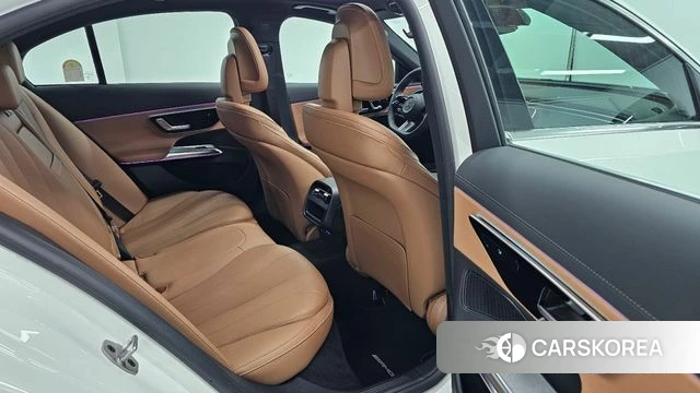 Mercedes-Benz E-Class W214 id 4211938 из Кореи 17