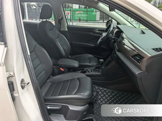 Volkswagen Tuyue id 4290603 из Китая 28