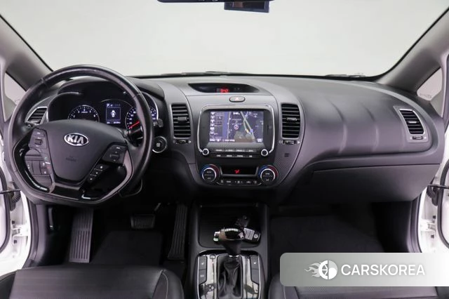 Kia The New K3 id 4351367 из Кореи 17