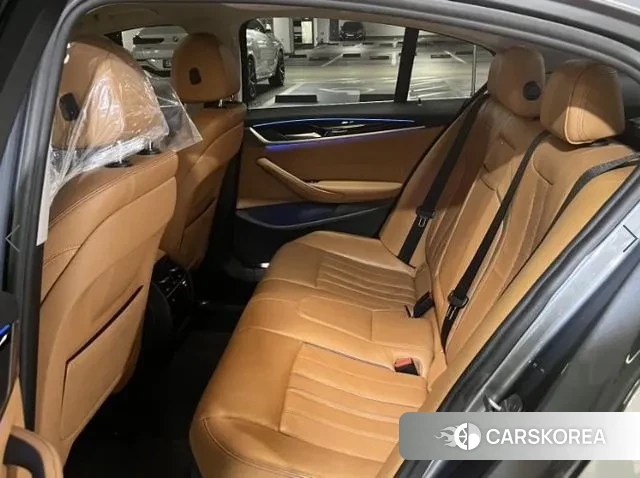 BMW 5 Series (G30) id 3677724 из Кореи 17