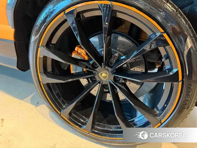 Lamborghini Urus id 2984972 из Кореи 17