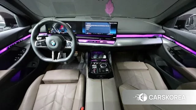 BMW 5 Series (G60) id 3371676 из Кореи 17