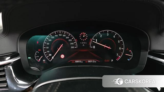 BMW 5 Series (G30) id 4471239 из Кореи 30
