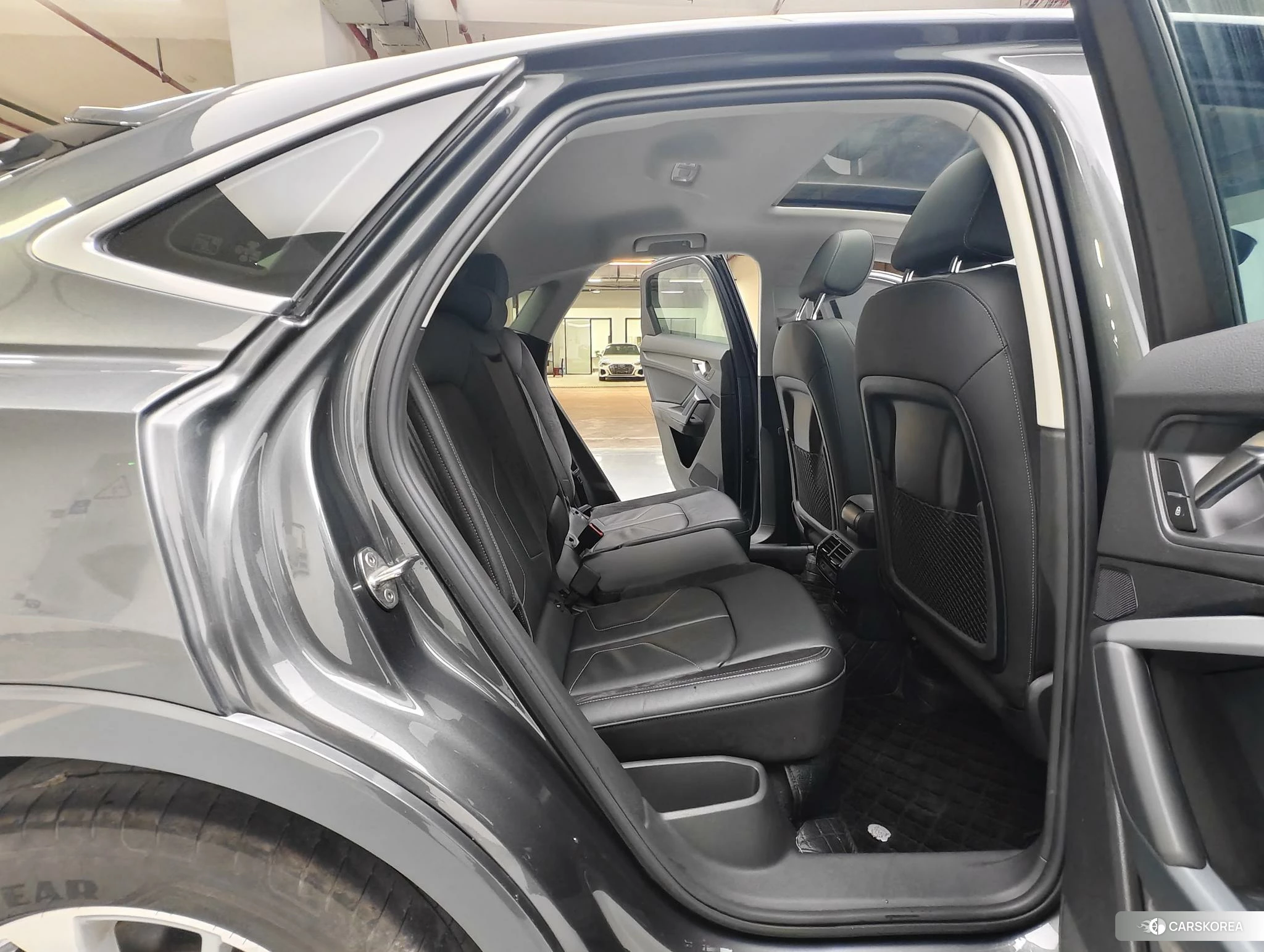 Audi Q3 Sportback id 4452033 из Китая 19