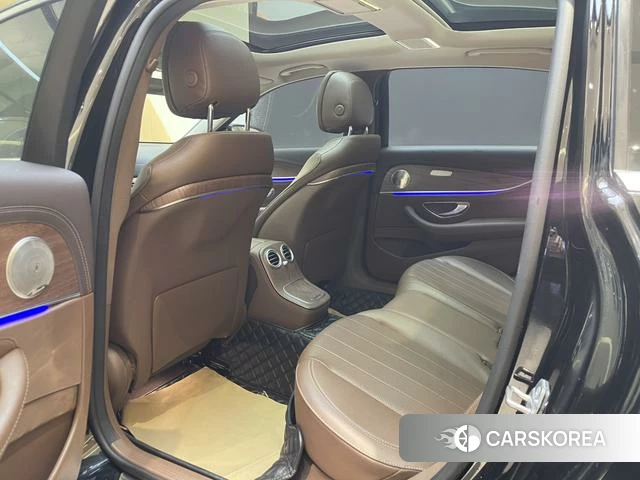 Mercedes-Benz E-class id 4261131 из Китая 16