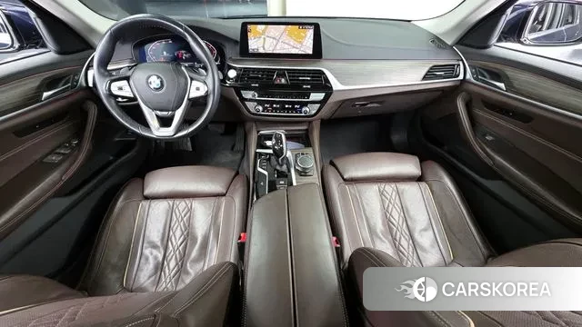 BMW 5 Series (G30) id 3727954 из Кореи 17