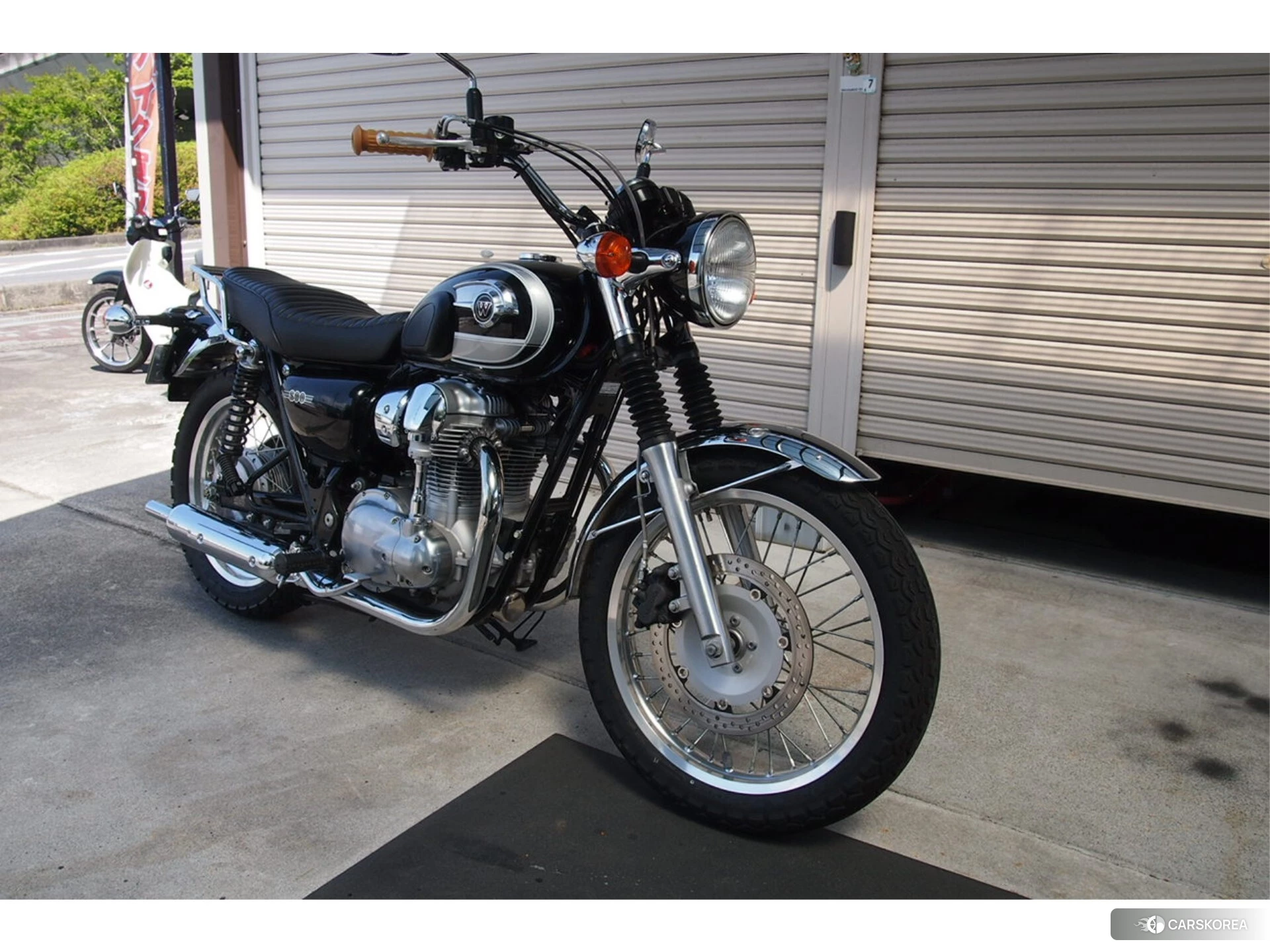 Kawasaki W800 id 4352832 из Японии 9