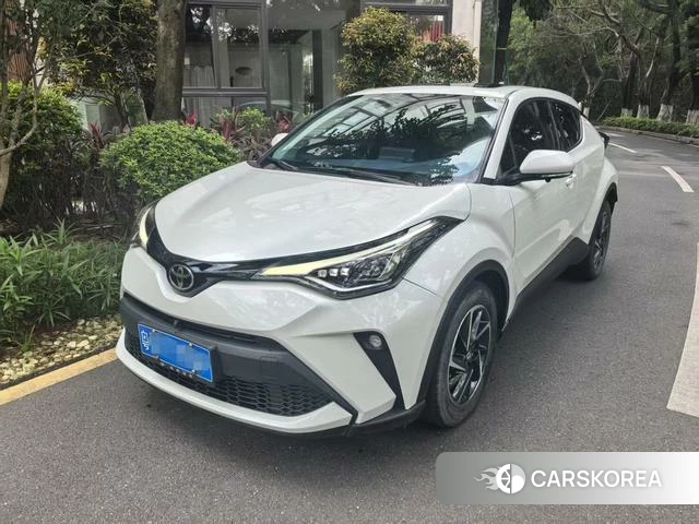 Toyota C-HR id 4374528 из Китая 14