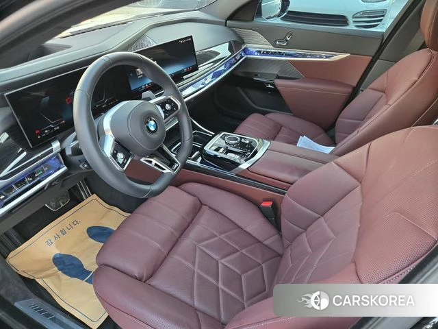 BMW 7 Series (G70) id 4380991 из Кореи 13
