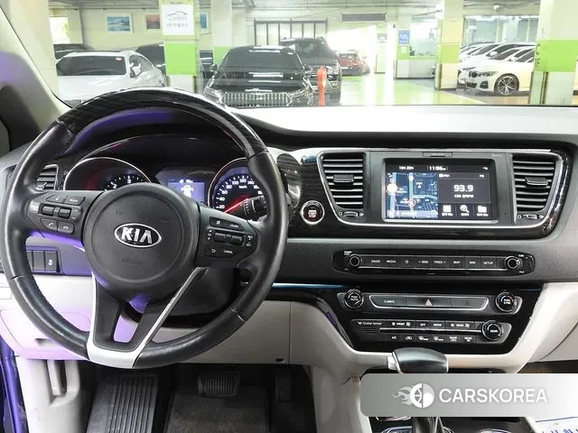 Kia The New Carnival id 3312774 из Кореи 17
