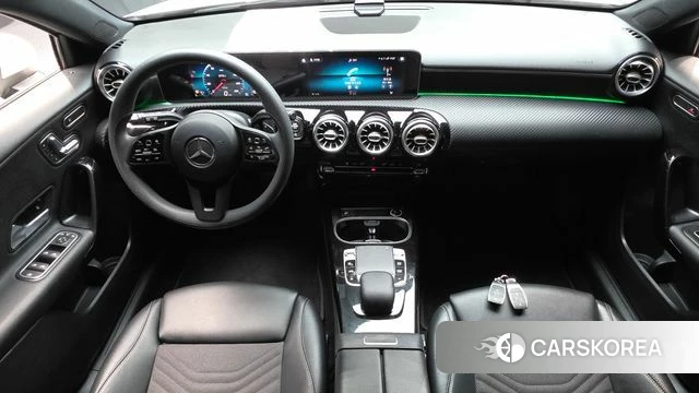 Mercedes-Benz A-Class W177 id 4429868 из Кореи 28