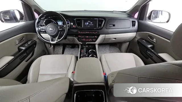 Kia The New Carnival id 3666211 из Кореи 17