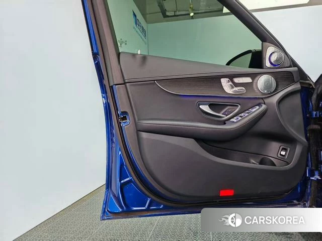 Mercedes-Benz Class C id 4277976 из Китая 17