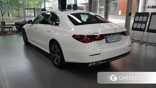Mercedes-Benz E-Class W214 id 4739172 из Кореи 17