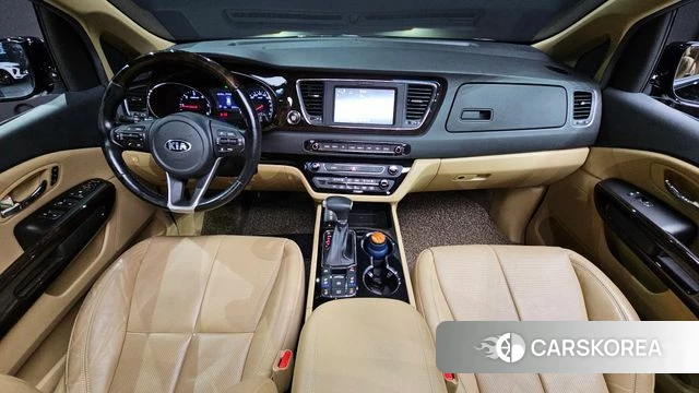 Kia The New Carnival id 4180107 из Кореи 17