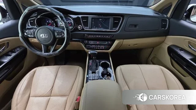 Kia The New Carnival id 3627240 из Кореи 17