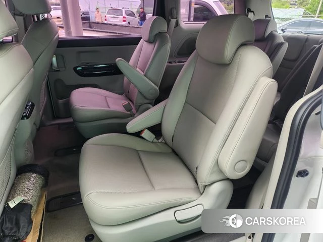 Kia The New Carnival id 4286127 из Кореи 17