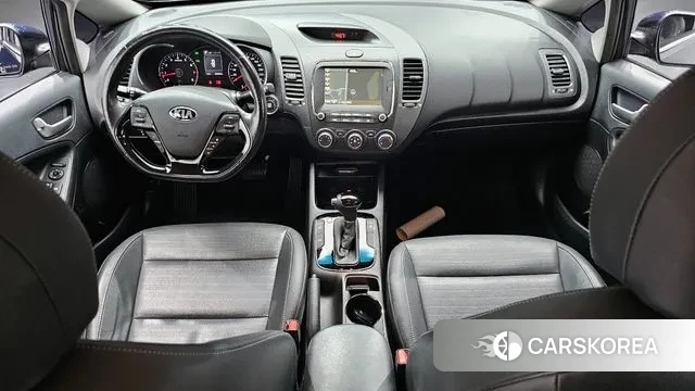 Kia The New K3 id 3661959 из Кореи 17