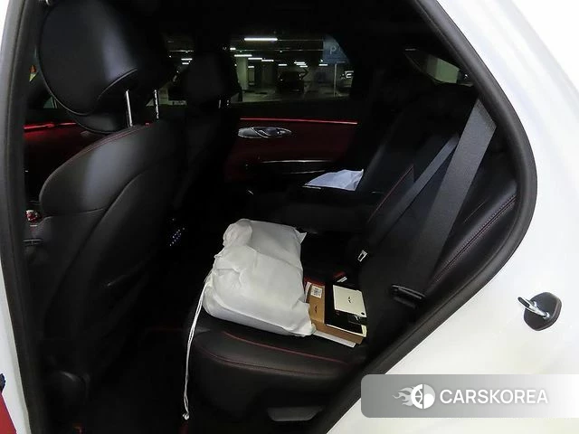 Genesis GV70 id 4242926 из Кореи 17