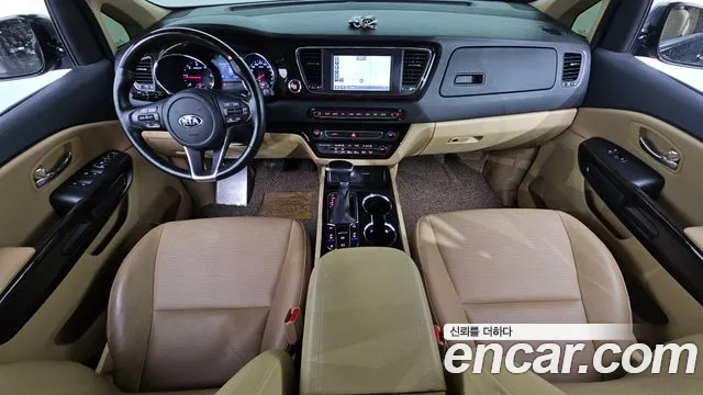 Kia The New Carnival id 2703320 из Кореи 17