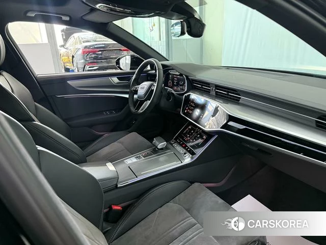 Audi A6L id 4307516 из Китая 13