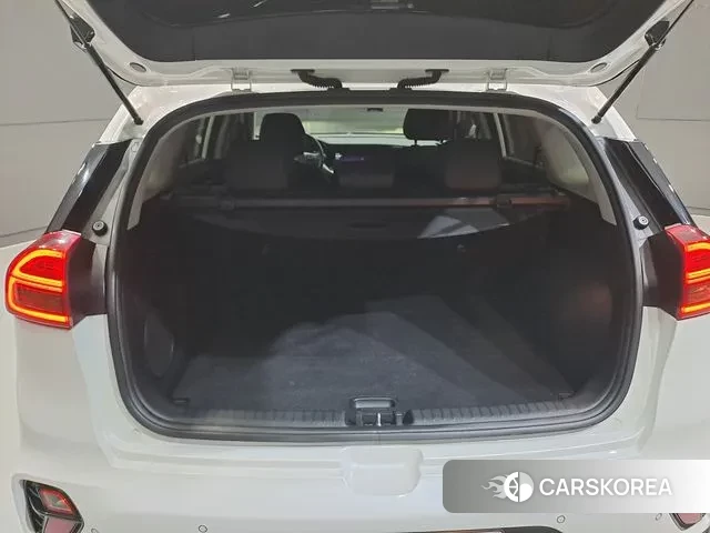 Kia The New Niro id 3771964 из Кореи 17