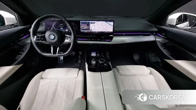 BMW 5 Series (G60) id 3393979 из Кореи 17