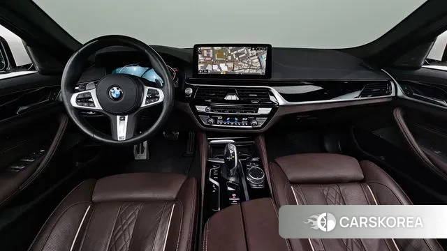 BMW 5 Series (G30) id 3043989 из Кореи 17