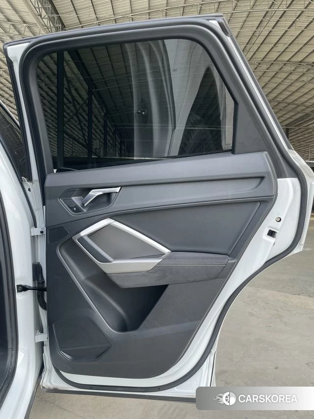 Audi Q3 id 4261470 из Китая 20