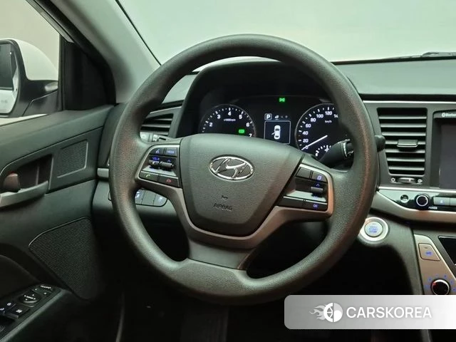 Hyundai Avante AD id 3894077 из Кореи 15